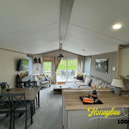 Honeybee Lodge Morpeth Esterno foto
