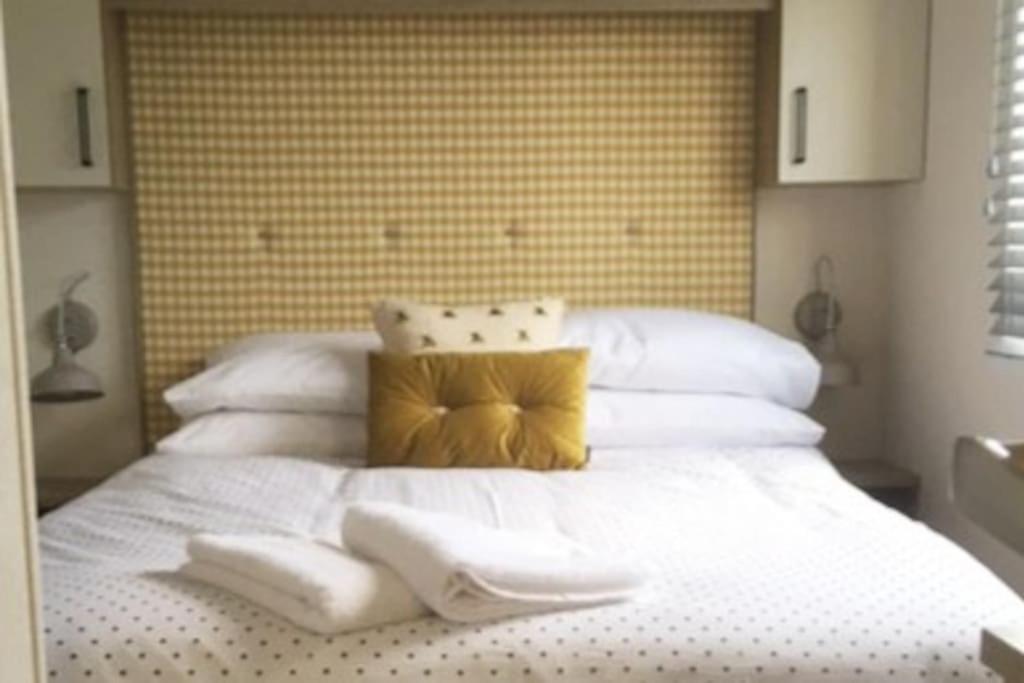 Honeybee Lodge Morpeth Esterno foto