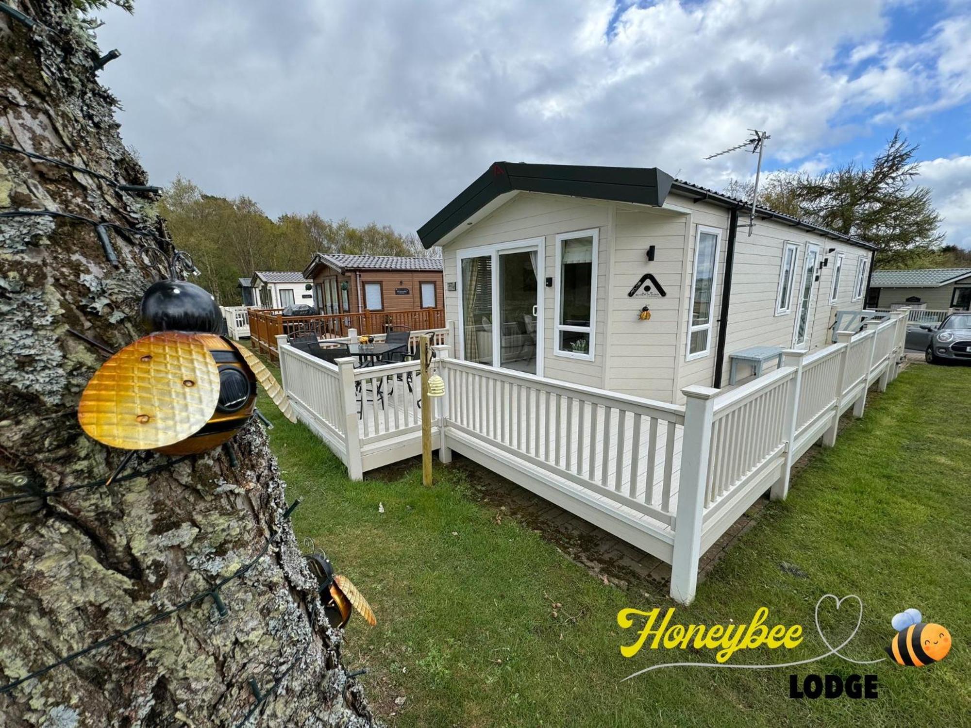 Honeybee Lodge Morpeth Esterno foto