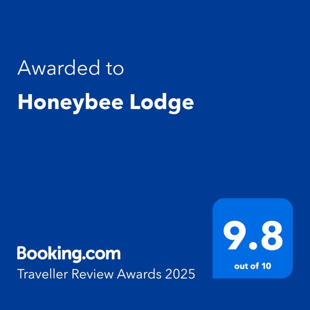 Honeybee Lodge Morpeth Esterno foto